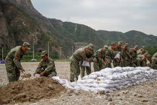 法媒：法兰克福、狼堡和狼队均有意冬窗引进巴黎前锋埃基蒂克